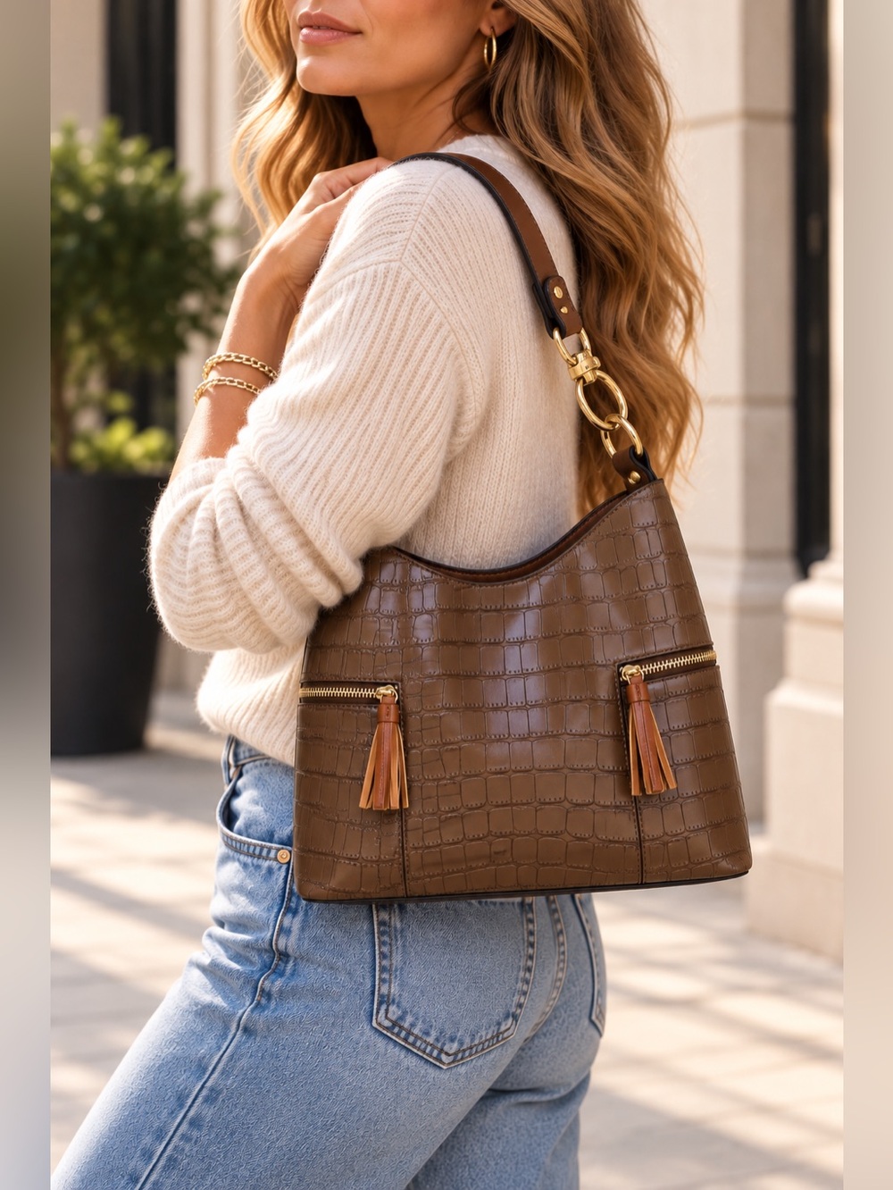 Jen & Co Rochelle Faux Croc
Hobo Bag brown‎ with gold hardware